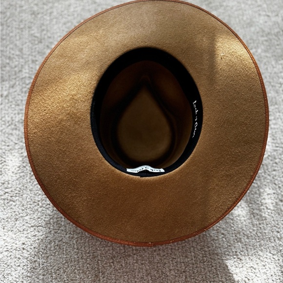 Lack Of Color Teak Rancher - Picture 4 of 8